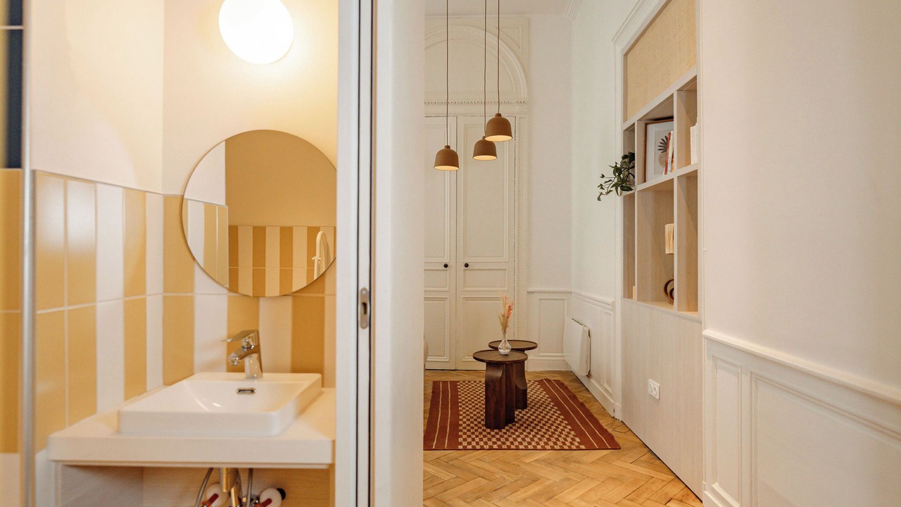 Photo of Bedroom in La Rochelle City Centre