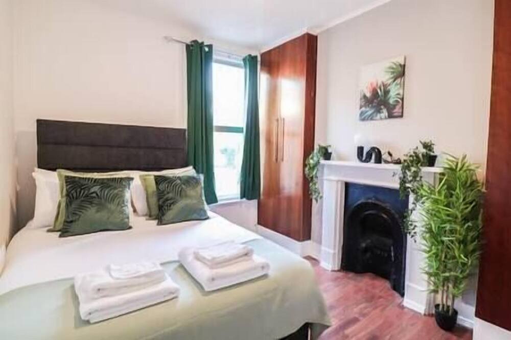 Photo of Bedroom in South Camberwell