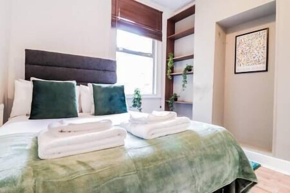 Photo of Bedroom in South Camberwell