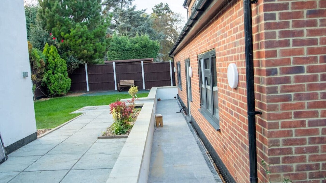 Photo of Outdoor in Purley