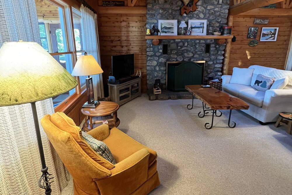Photo of Livingroom in Fryeburg