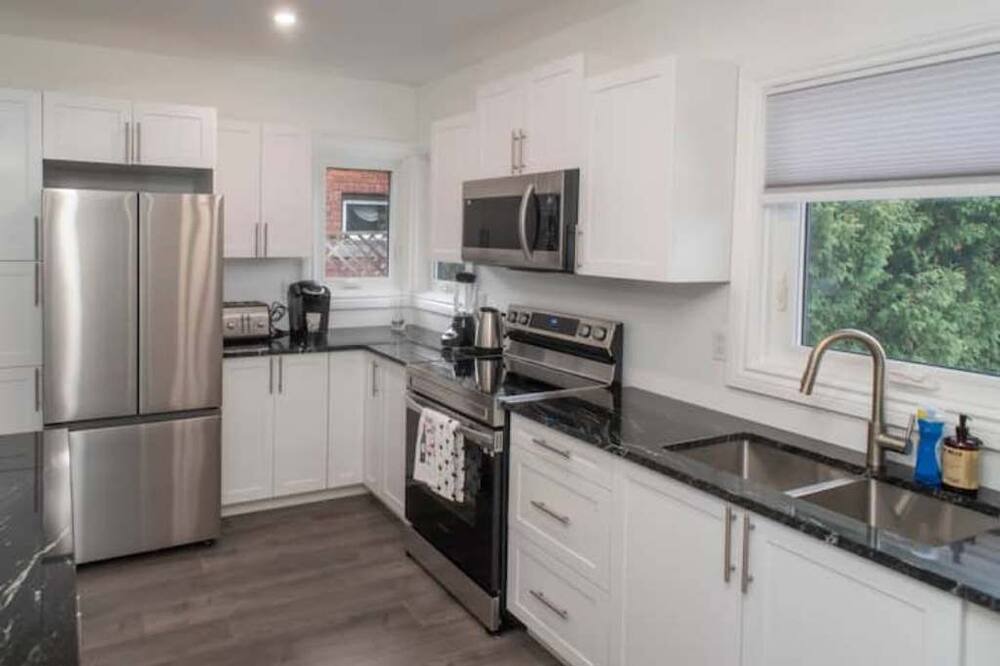 Photo of Kitchen in Thunder Bay