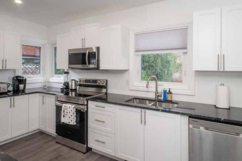 Photo of Kitchen in Thunder Bay