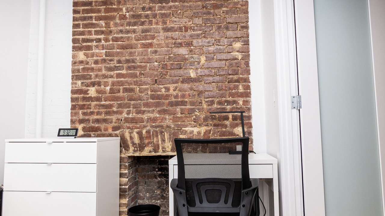 Photo of Others in Brooklyn Heights