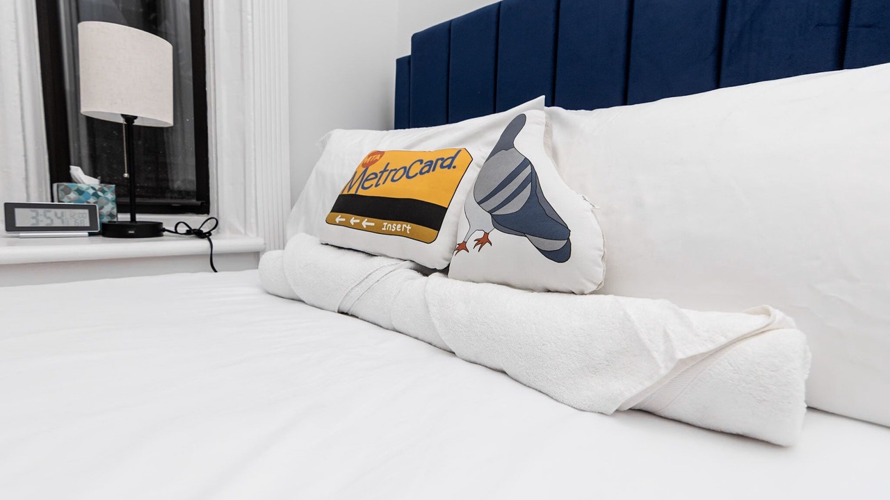 Photo of Others in Brooklyn Heights