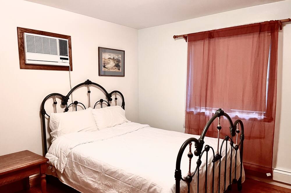 Photo of Bedroom in Lewiston