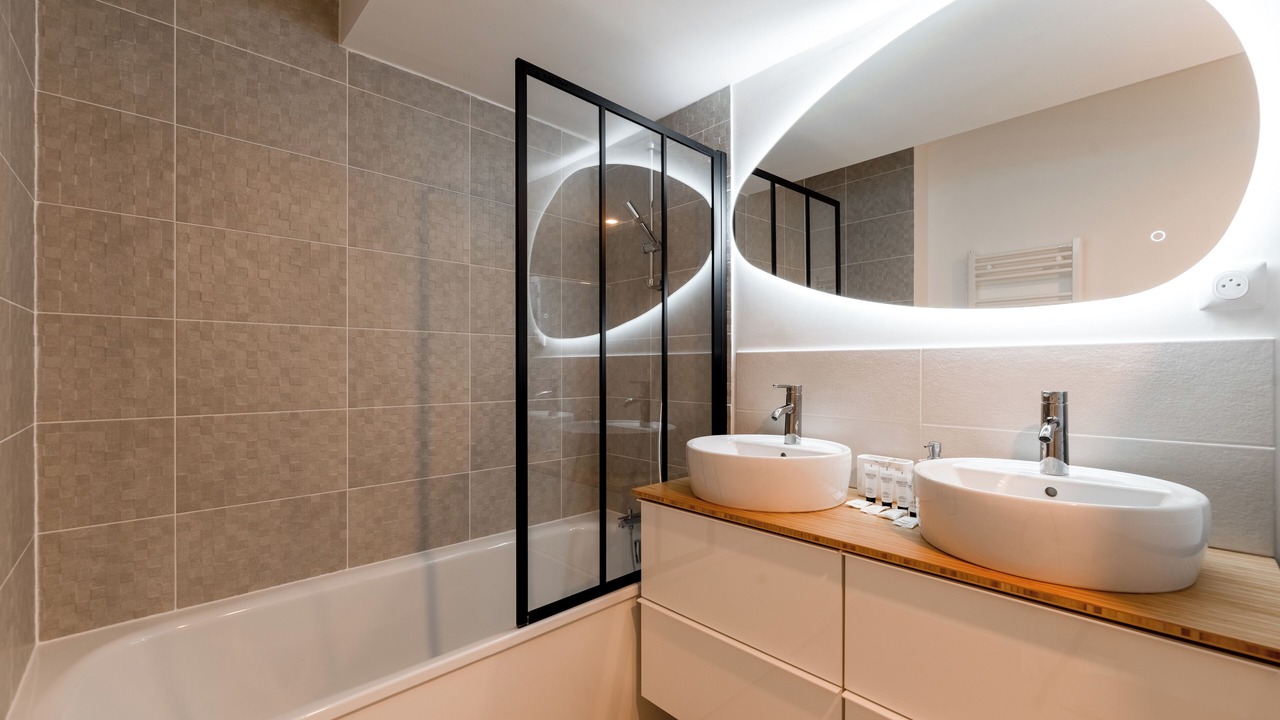 Photo of Bathroom in Quartier du Mont Gargan