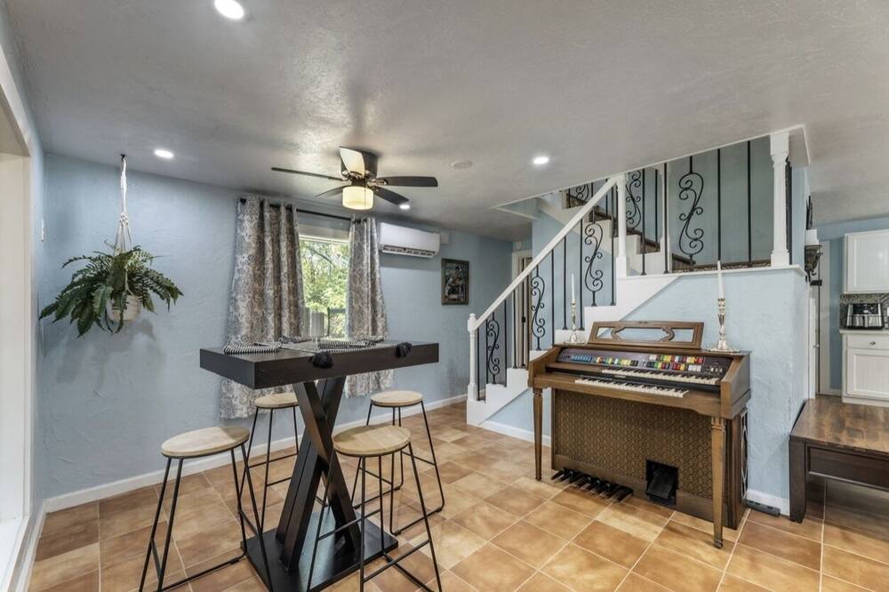 Photo of Kitchen in Quinlan
