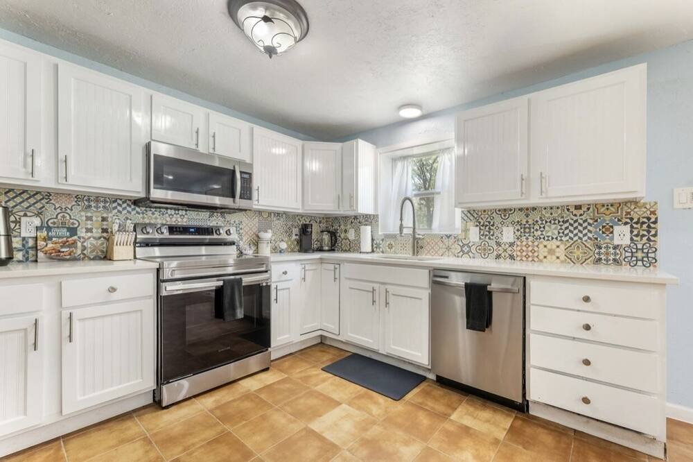 Photo of Kitchen in Quinlan