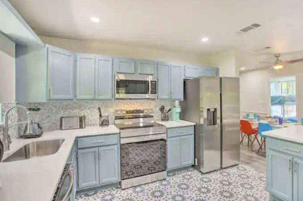 Photo of Kitchen in Quinlan