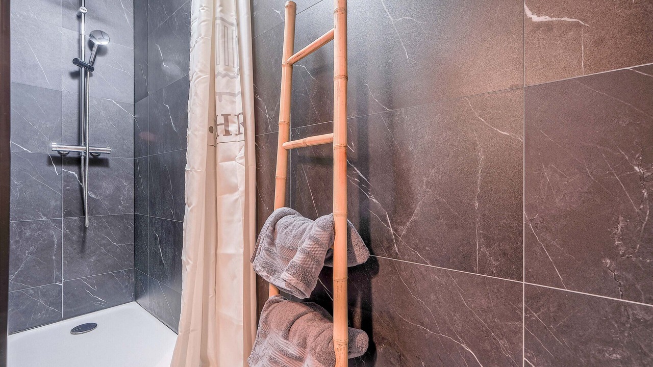 Photo of Others in Montry