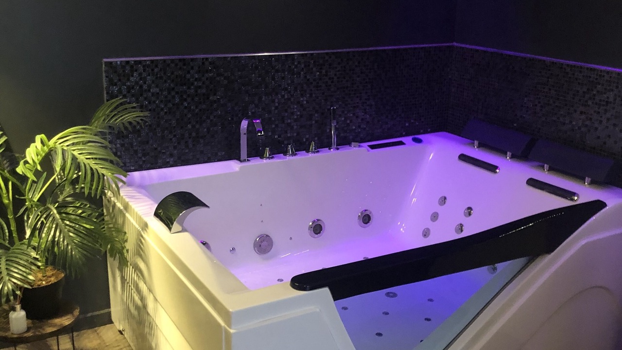 Photo of Others in Emanville