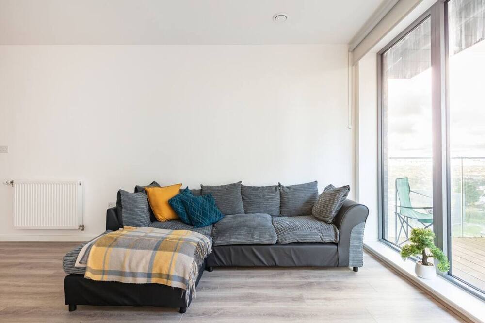 Photo of Livingroom in Wembley Central