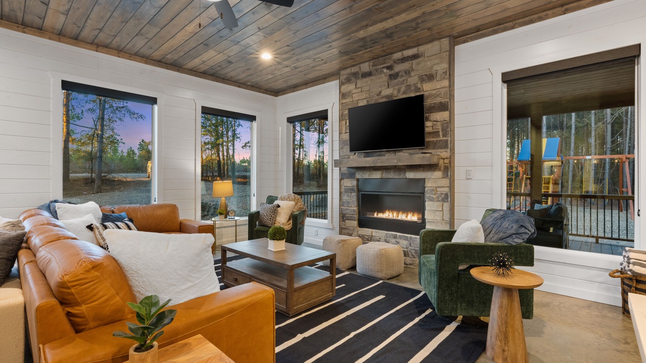 Photo of Livingroom in Pickens