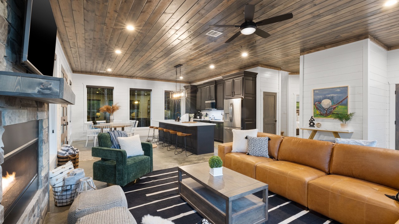 Photo of Livingroom in Pickens