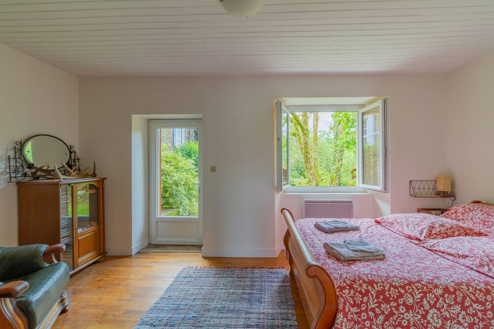 Photo of Bedroom in Jumilhac-le-Grand