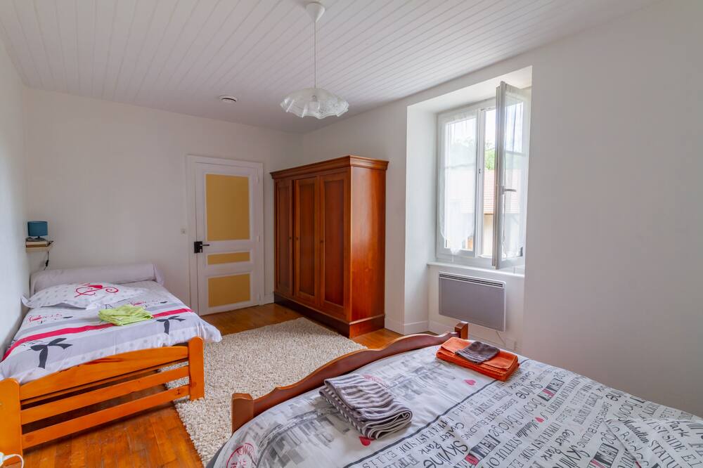 Photo of Bedroom in Jumilhac-le-Grand