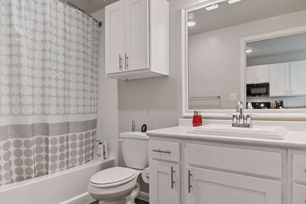 Photo of Bathroom in Little Elm