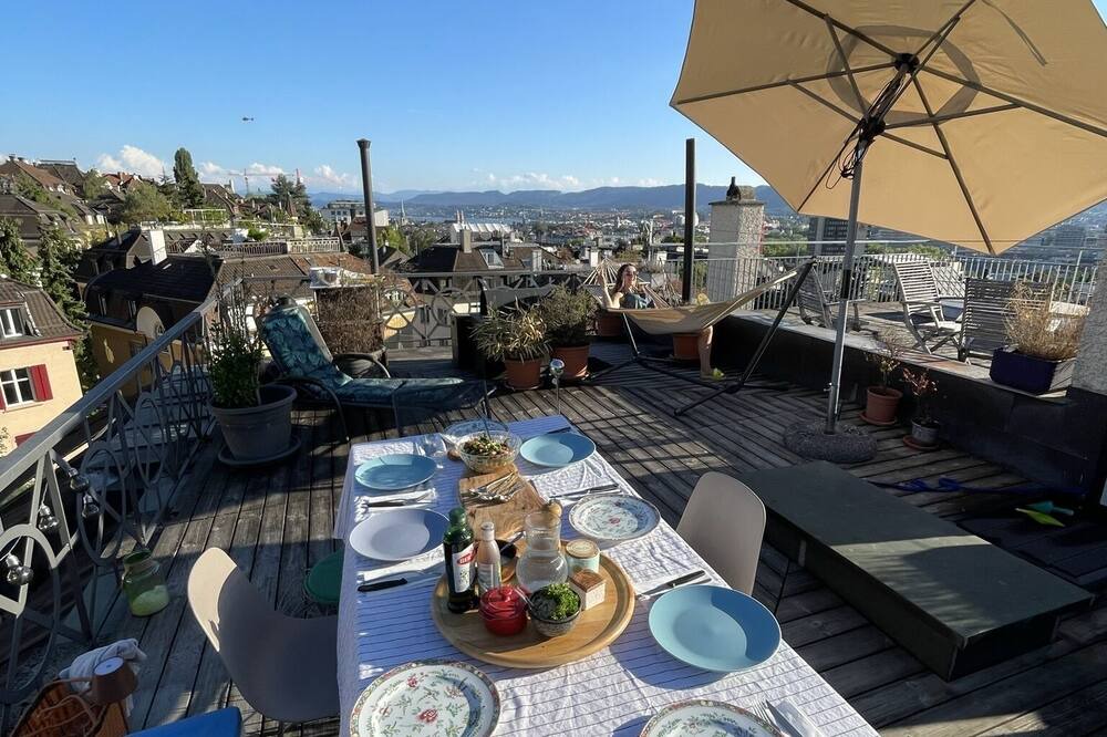 Photo of Outdoor in Oberstrass