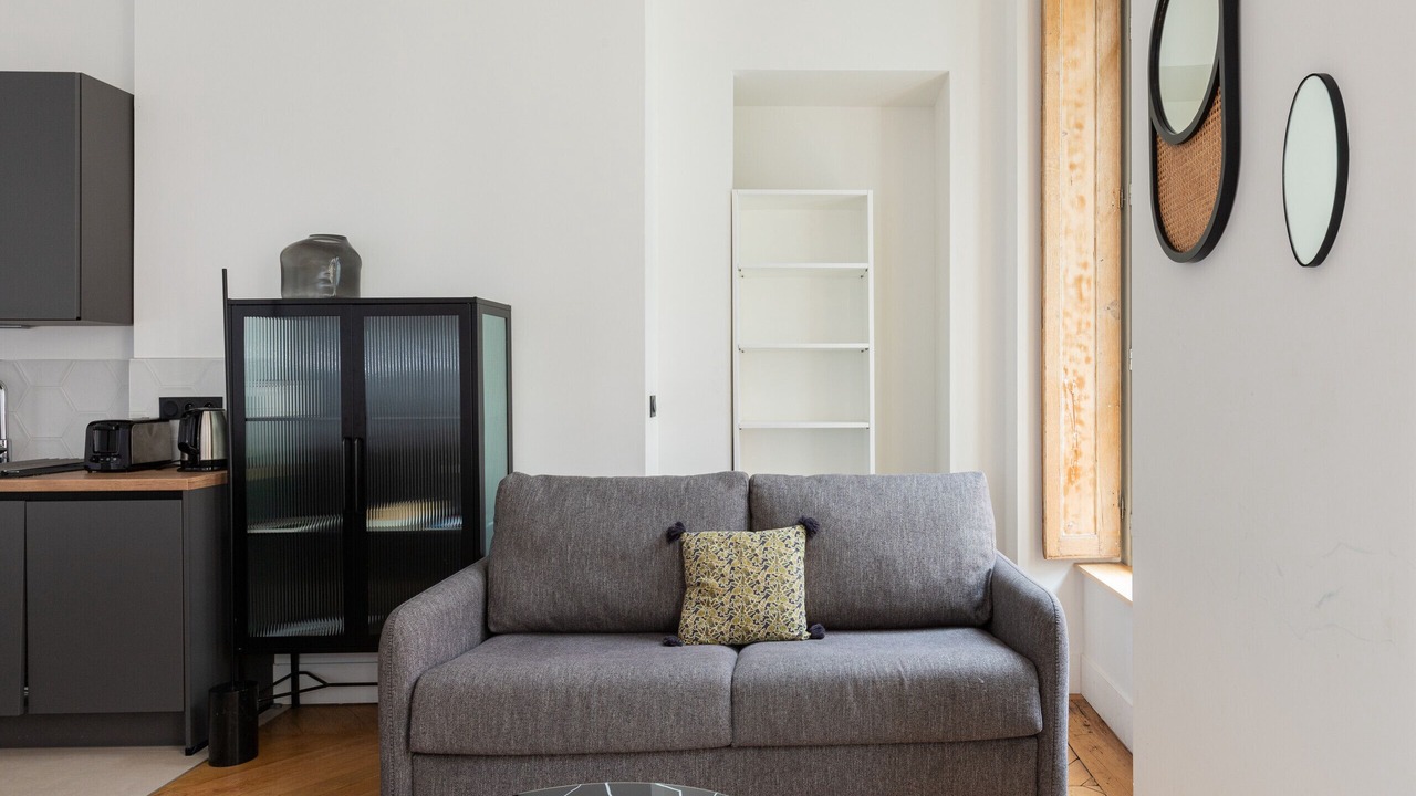 Photo of Livingroom in Carnot - Gailleton