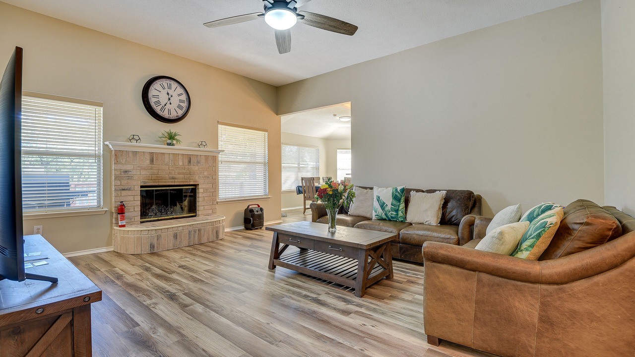 Photo of Livingroom in Azle