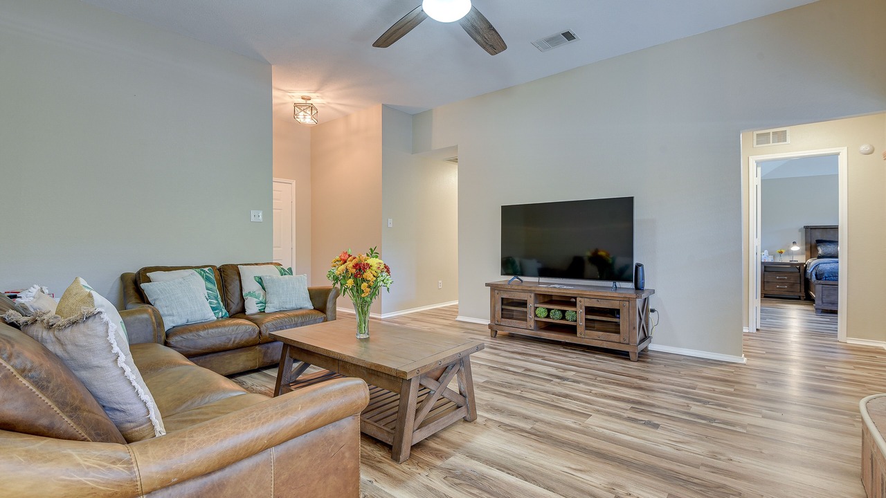 Photo of Livingroom in Azle