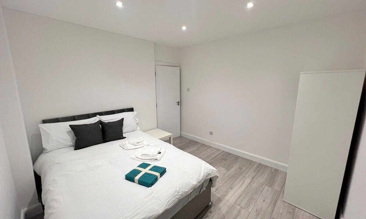 Photo of Others in Coulsdon West