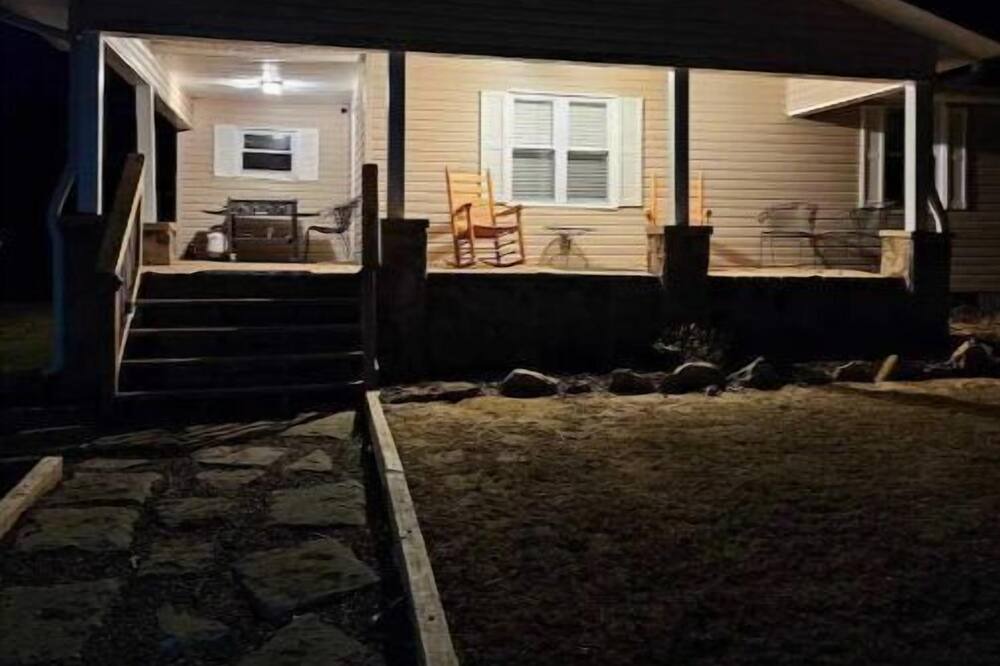 Photo of Outdoor in Flat Rock