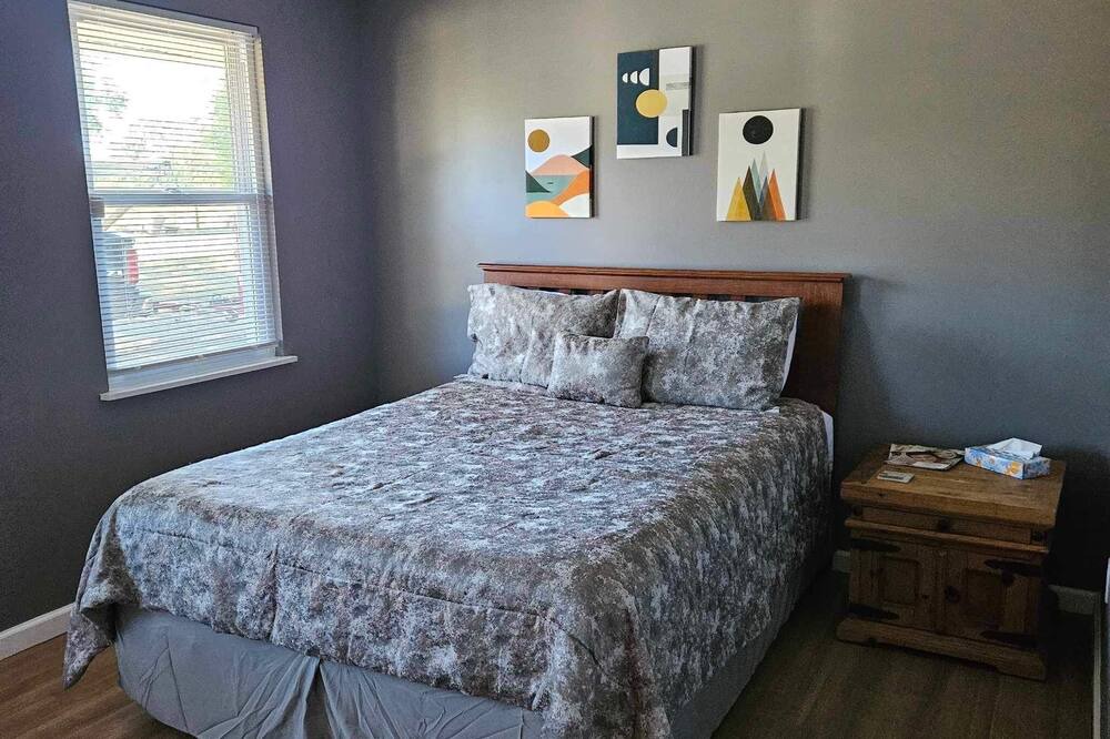 Photo of Bedroom in Flat Rock