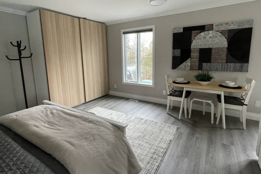 Photo of Bedroom in Munster Hamlet - Richmond