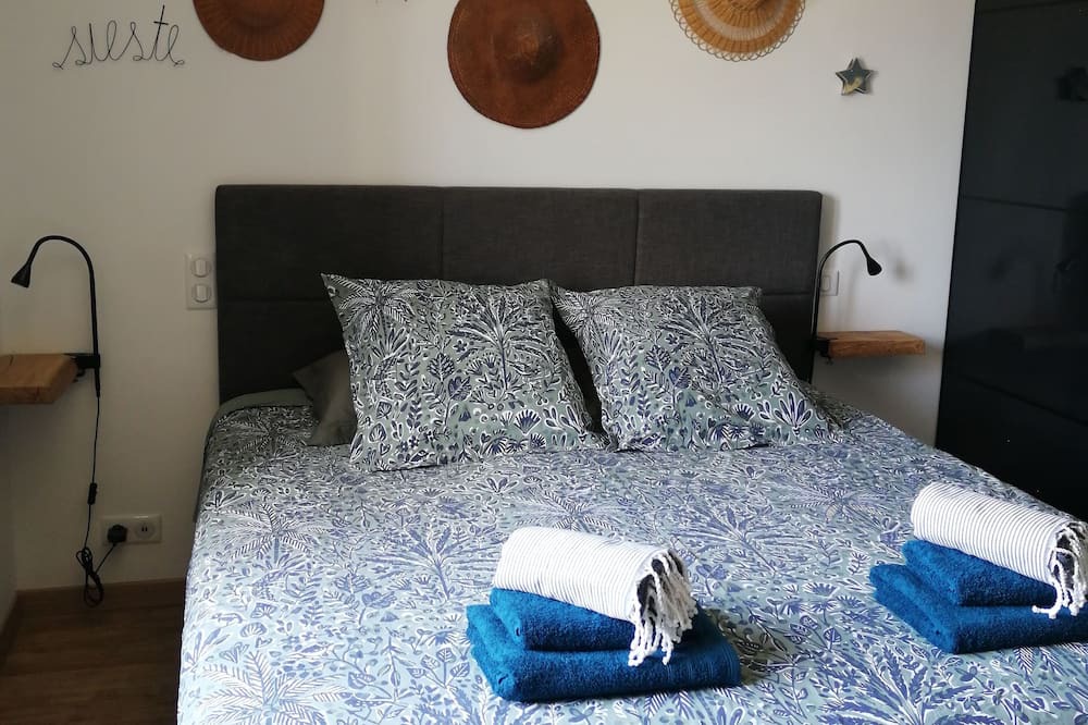 Photo of Bedroom in Cucuron