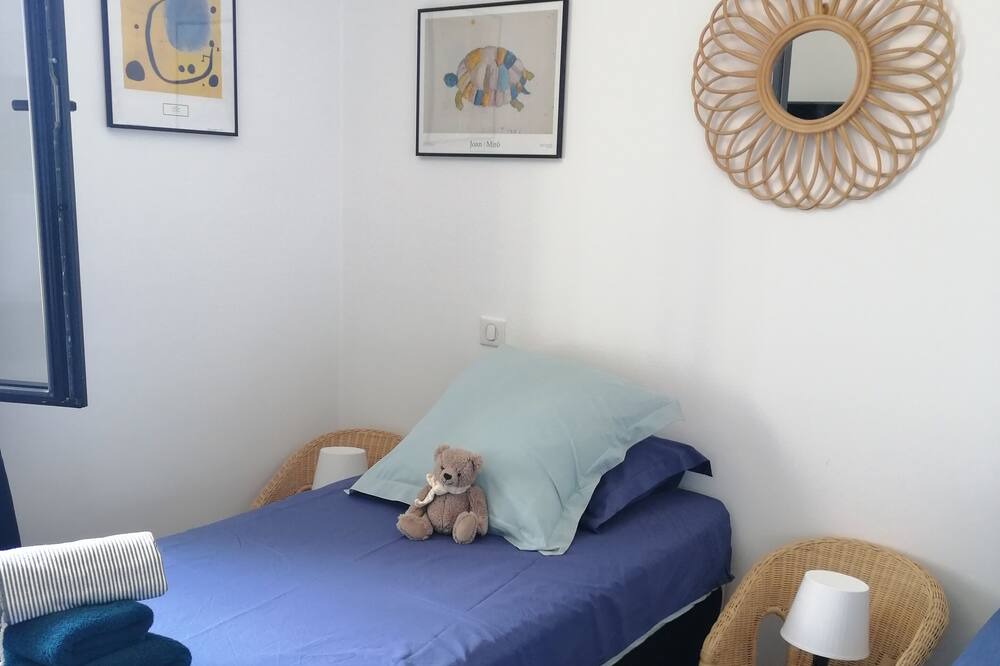 Photo of Bedroom in Cucuron