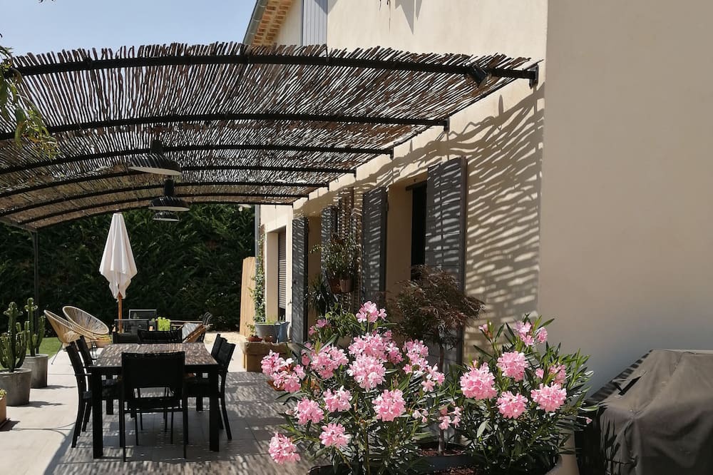 Photo of Outdoor in Cucuron