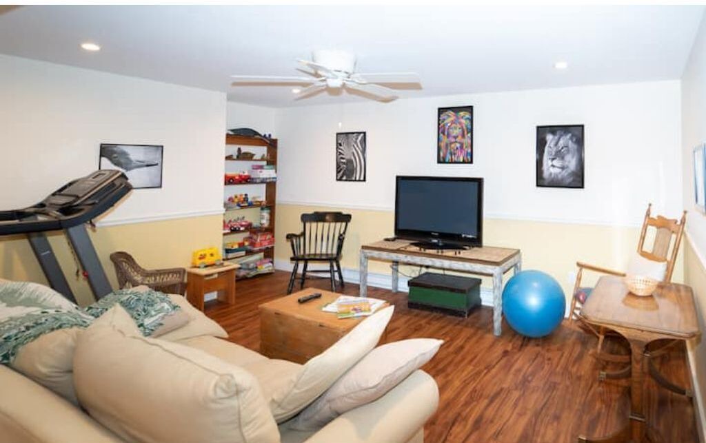 Photo of Livingroom in West Hartford