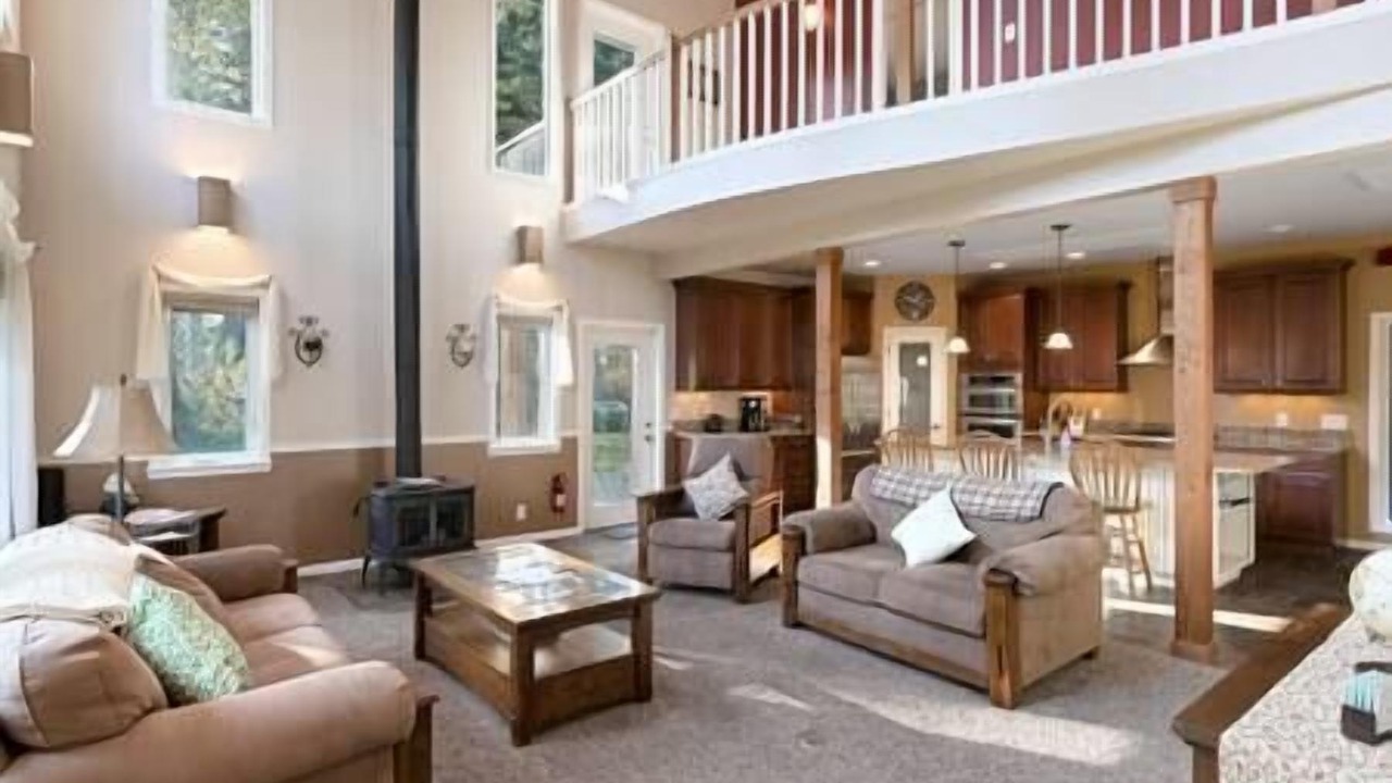 Photo of Livingroom in Lummi Island