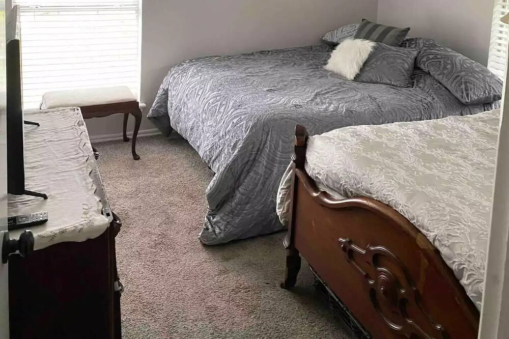 Photo of Bedroom in Edmond