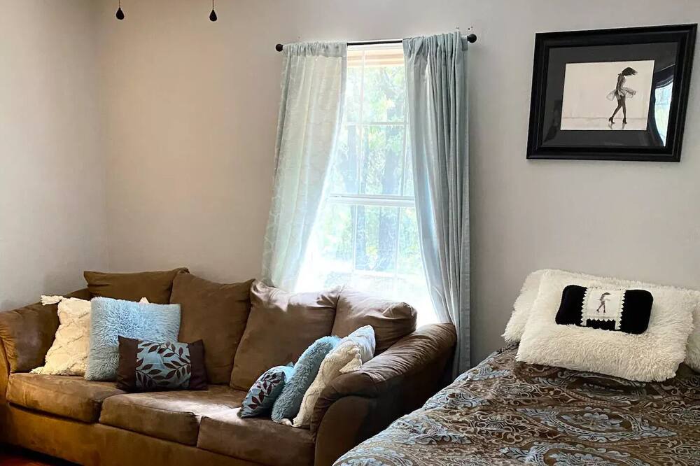 Photo of Bedroom in Edmond