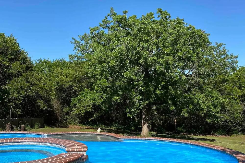 Photo of Outdoor in Edmond