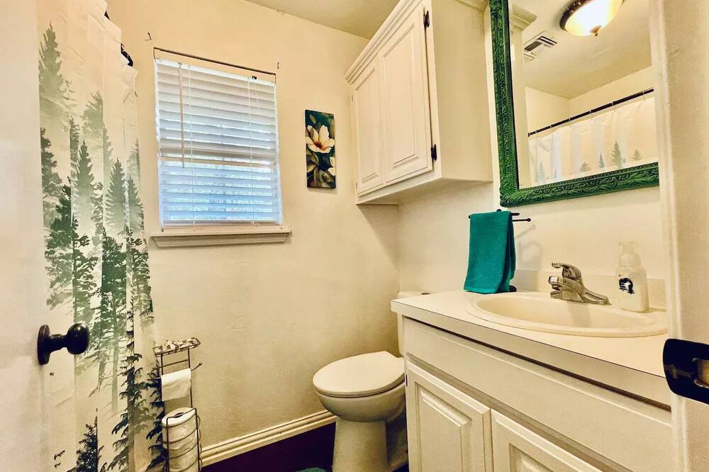 Photo of Bathroom in Edmond