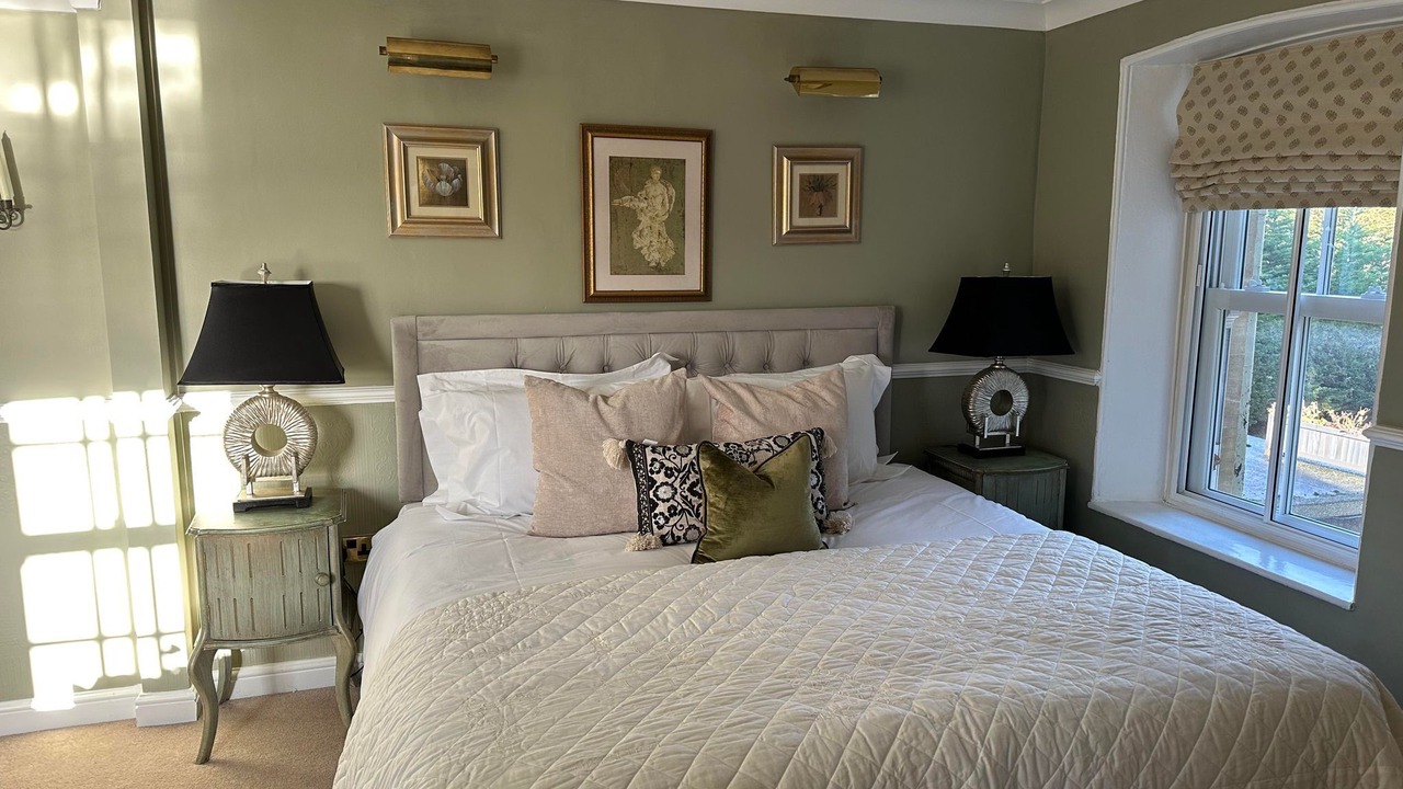 Photo of Bedroom in Burford
