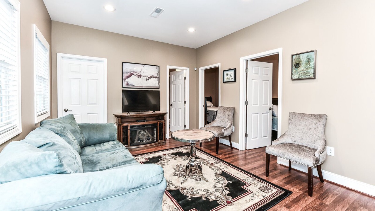 Photo of Livingroom in Leesburg