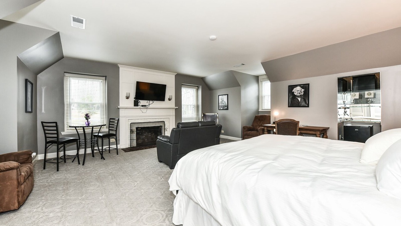 Photo of Bedroom in Leesburg