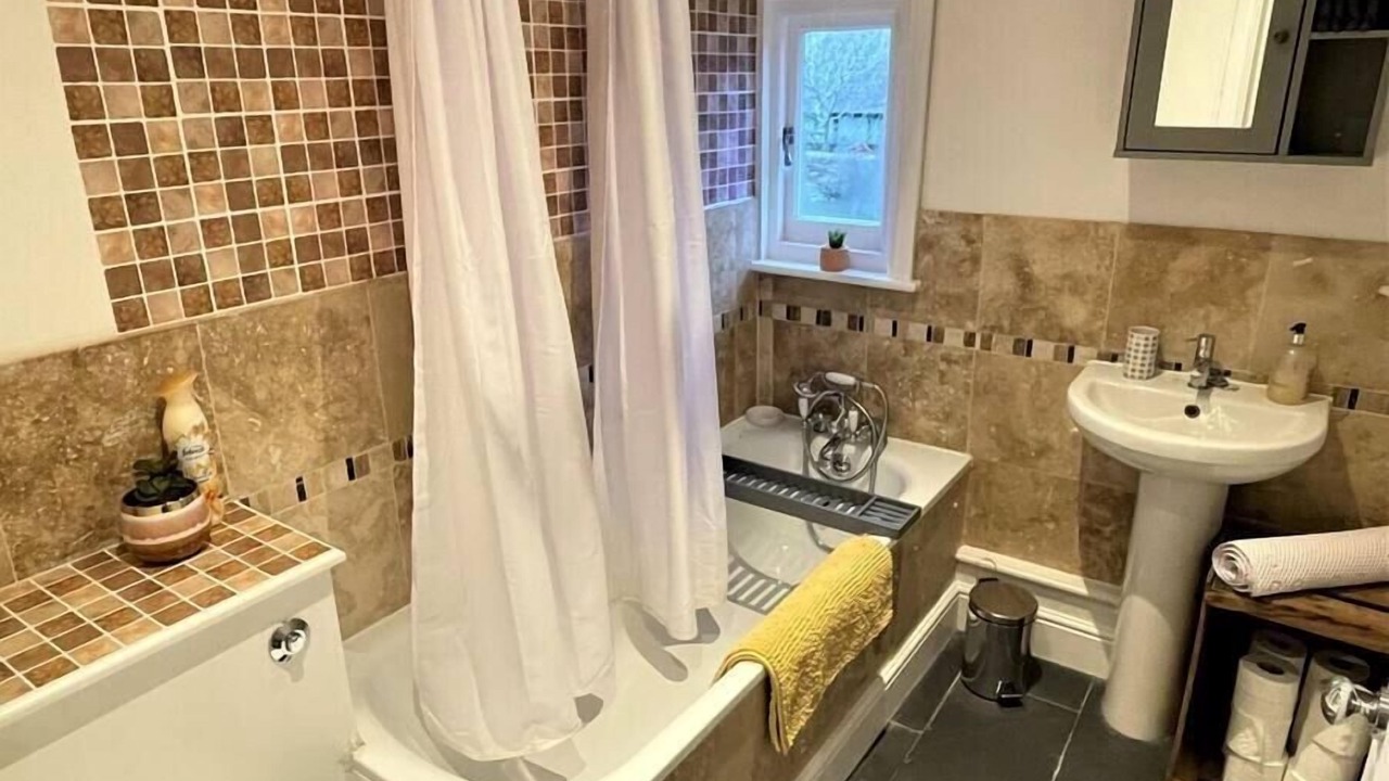 Photo of Others in Horsham