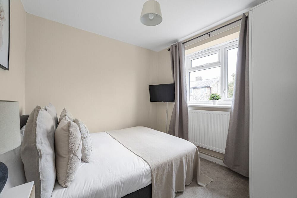 Photo of Others in Southfields