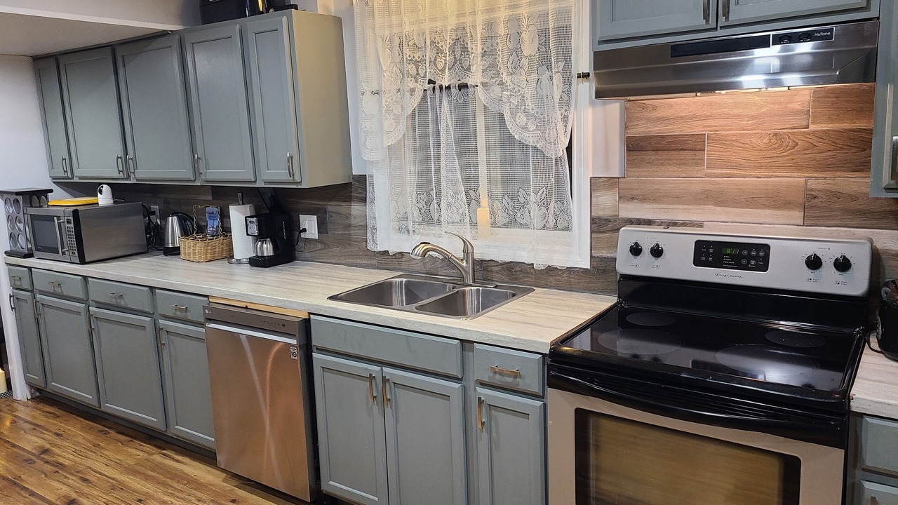 Photo of Kitchen in Howe Island