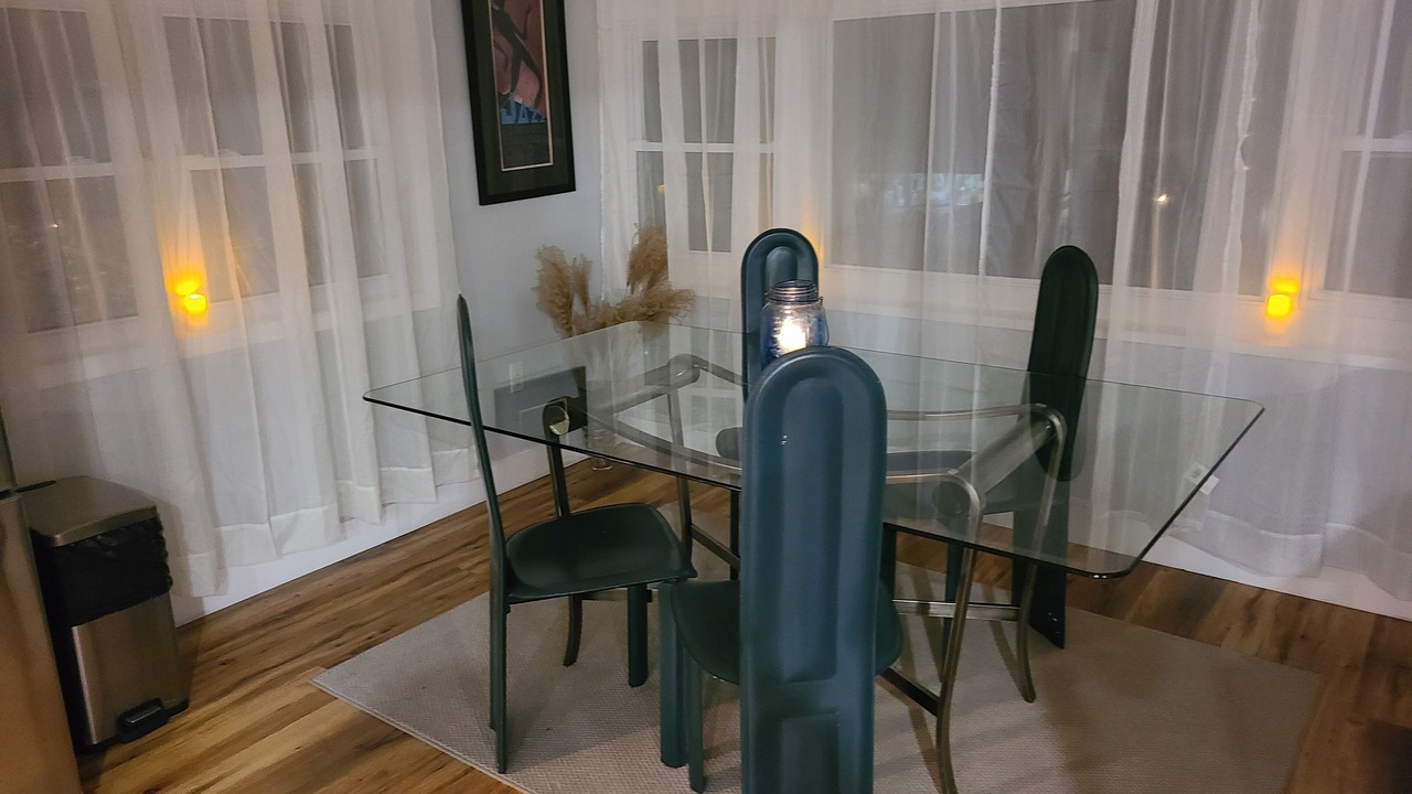 Photo of Others in Howe Island