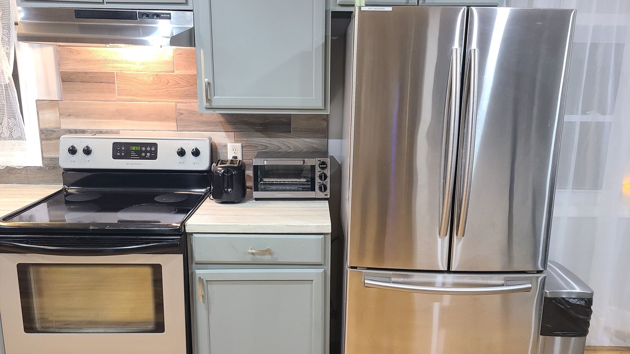 Photo of Kitchen in Howe Island