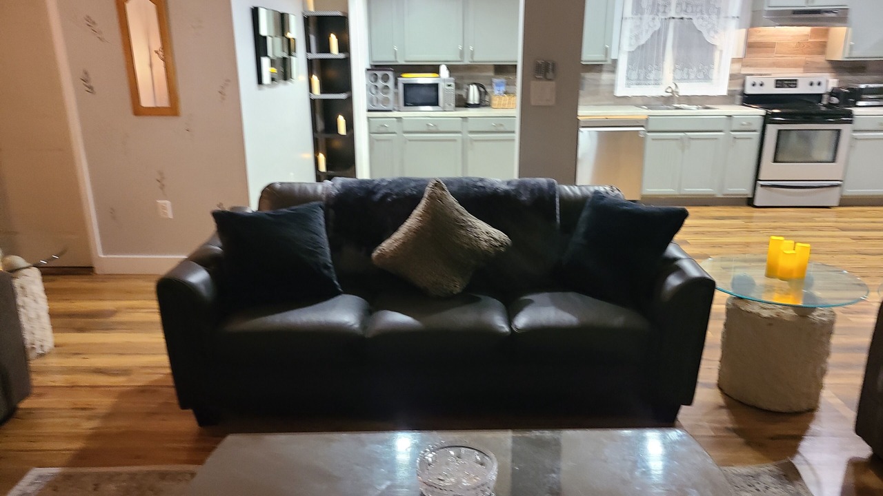 Photo of Livingroom in Howe Island