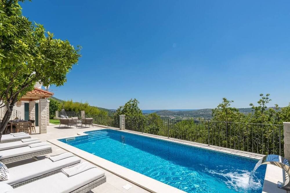 Photo of Outdoor in Zupa dubrovacka