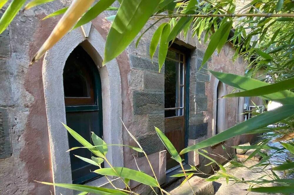 Photo of Patio Balcony in Upper Wakefield